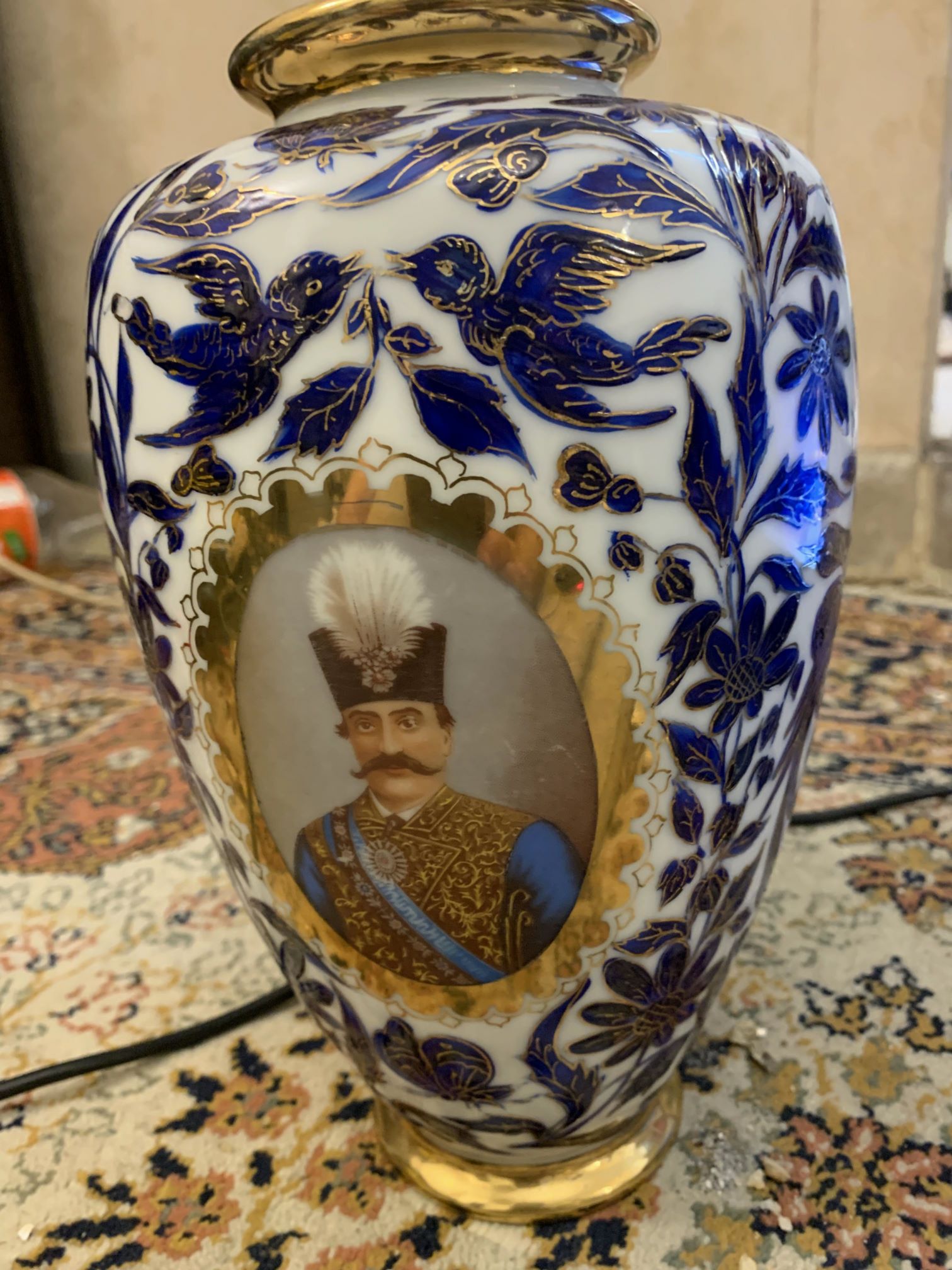 گلدان عتیقه